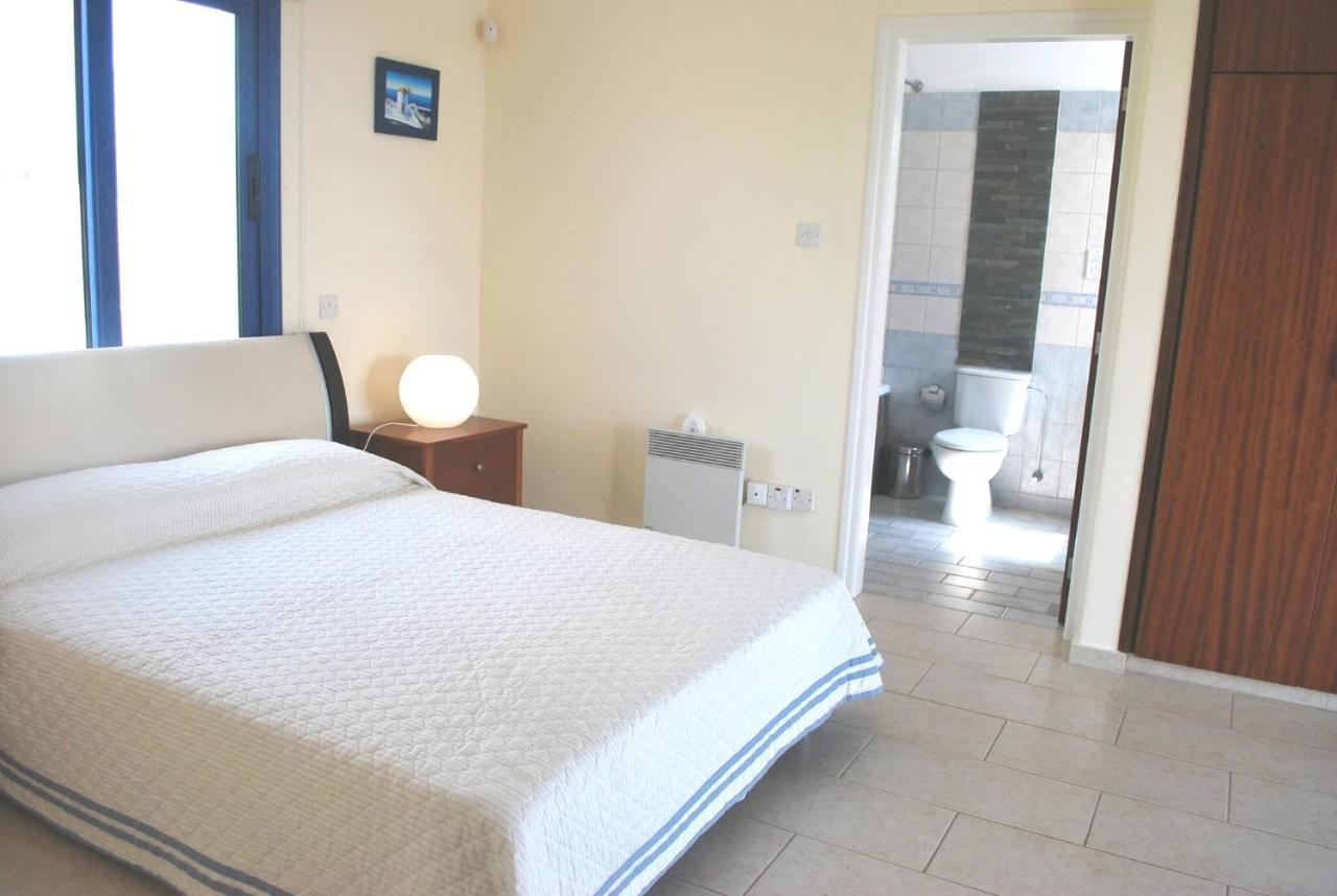 Sea Front Villa, Heated Private Pool, Amazing Location Paphos 323 Kissonerga Dış mekan fotoğraf